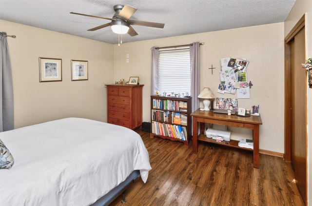 410-412 SE Magazine Road, Ankeny, IA 50021