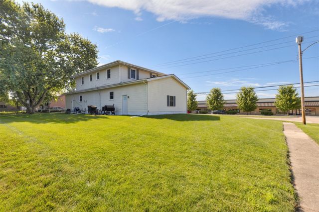 410-412 SE Magazine Road, Ankeny, IA 50021