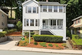 21 Upcrest Rd, Boston, MA 02135