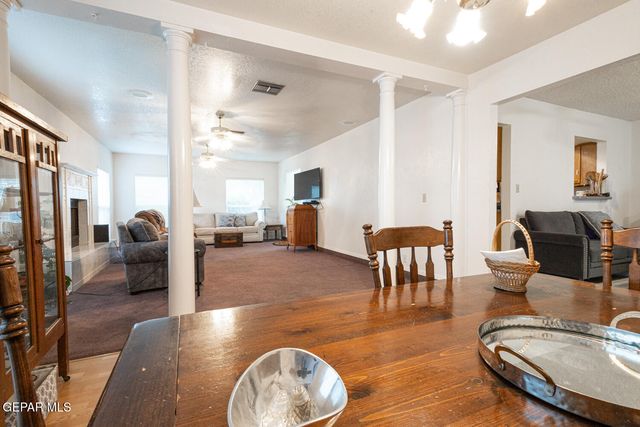 3633 Alderwood Manor Drive, Horizon City, TX 79928