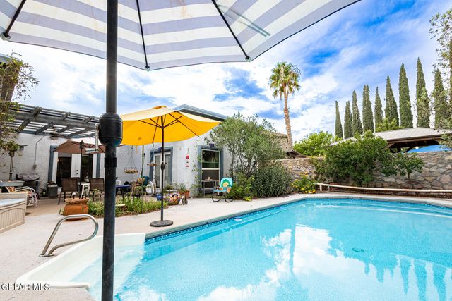 3633 Alderwood Manor Drive, Horizon City, TX 79928