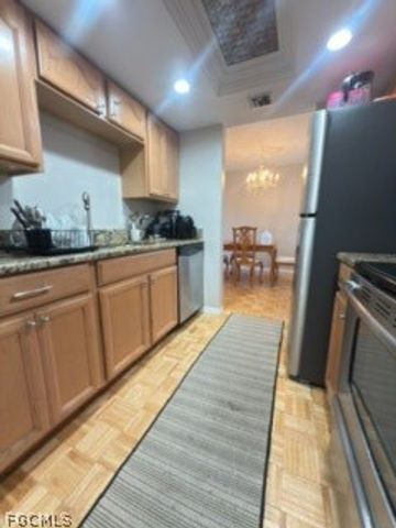 2366 E Mall DR 516, Fort Myers, FL 33901