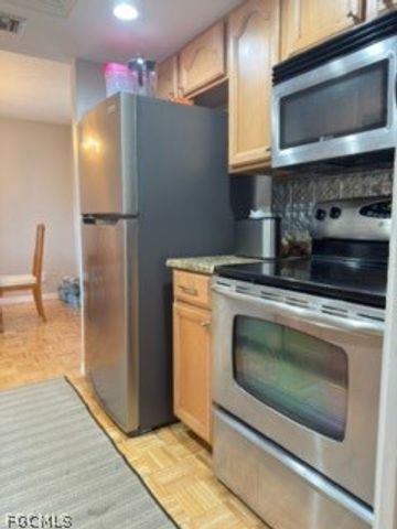 2366 E Mall DR 516, Fort Myers, FL 33901