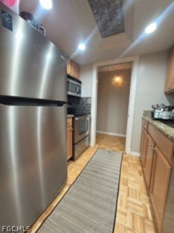 2366 E Mall DR 516, Fort Myers, FL 33901