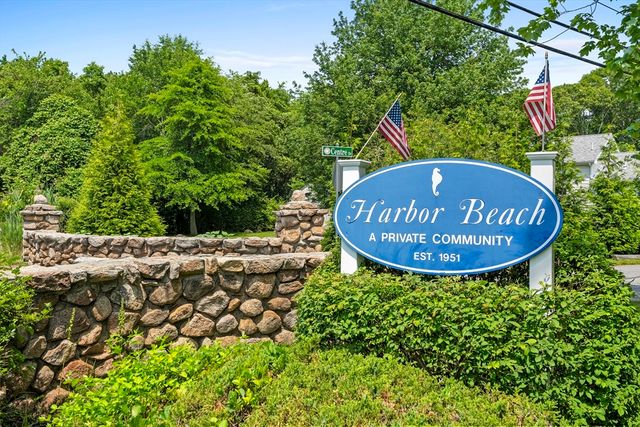 6 North Road, Mattapoisett, MA 02739