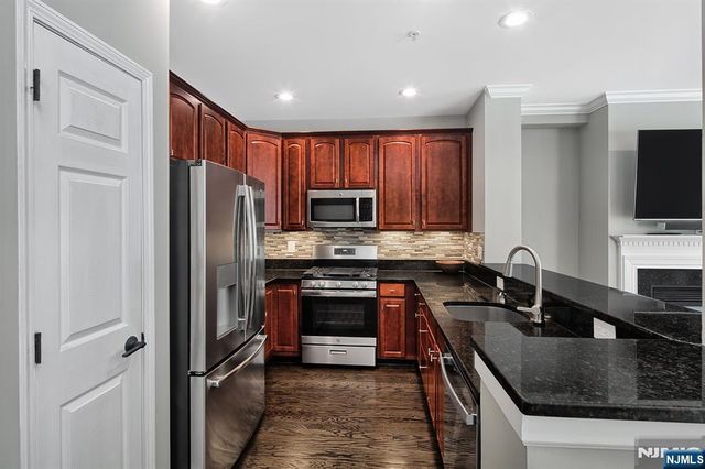 137 Abbie Court, Guttenberg, NJ 07093