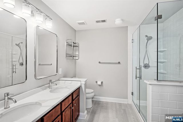 137 Abbie Court, Guttenberg, NJ 07093