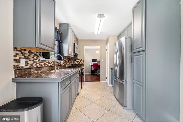 2449 SHELLEY LN, Pennsauken, NJ 08109