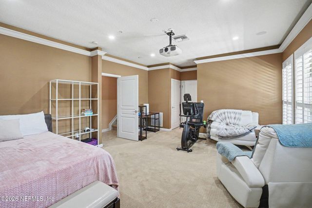4256 STUDIO PARK Avenue, Jacksonville, FL 32216