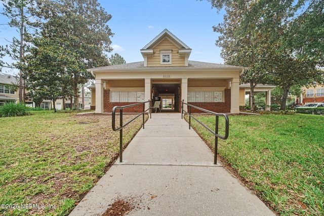 4256 STUDIO PARK Avenue, Jacksonville, FL 32216