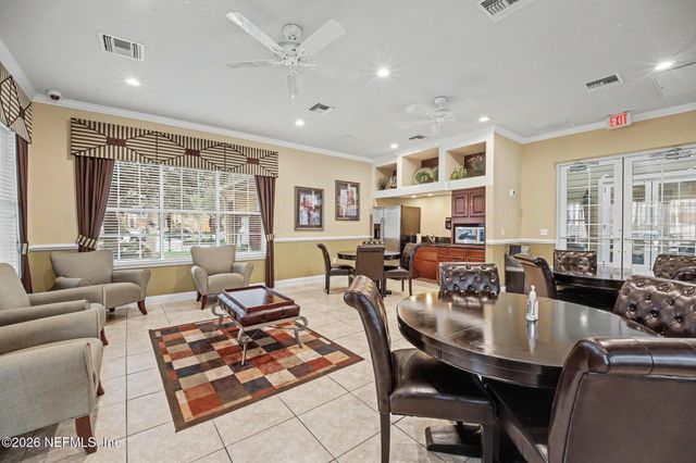 4256 STUDIO PARK Avenue, Jacksonville, FL 32216
