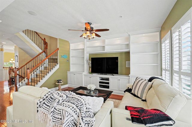 4256 STUDIO PARK Avenue, Jacksonville, FL 32216