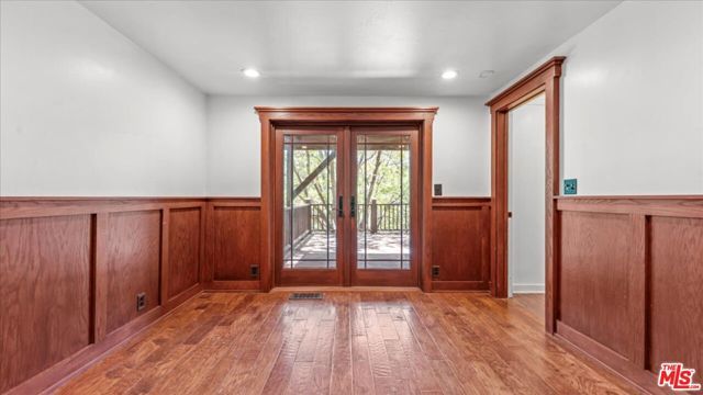 886 Sandalwood Drive, Lake Arrowhead, CA 92352