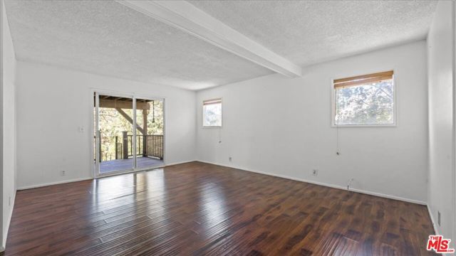 886 Sandalwood Drive, Lake Arrowhead, CA 92352