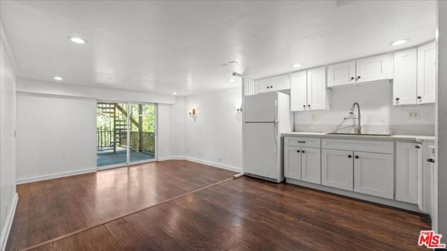 886 Sandalwood Drive, Lake Arrowhead, CA 92352