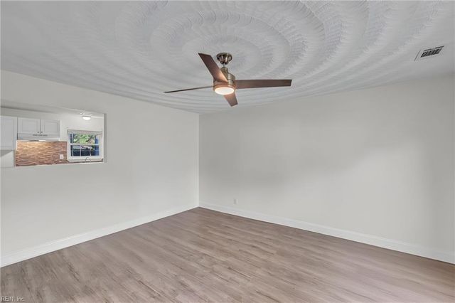 7 Red Barn Court CT, Portsmouth, VA 23703
