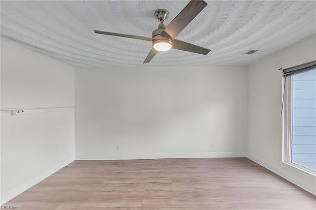 7 Red Barn Court CT, Portsmouth, VA 23703