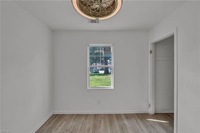 7 Red Barn Court CT, Portsmouth, VA 23703