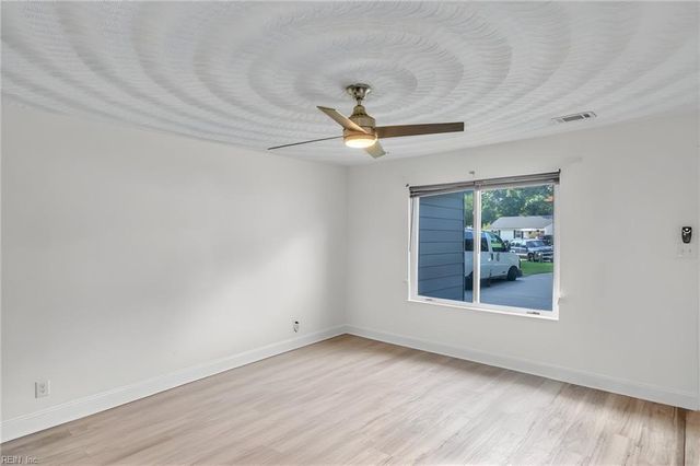 7 Red Barn Court CT, Portsmouth, VA 23703