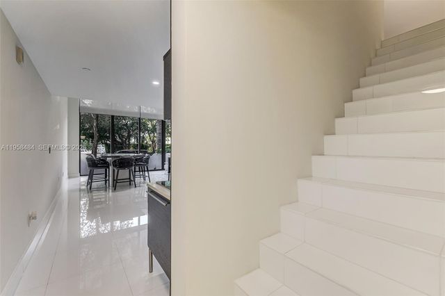 6000 Collins Ave 112, Miami Beach, FL 33140