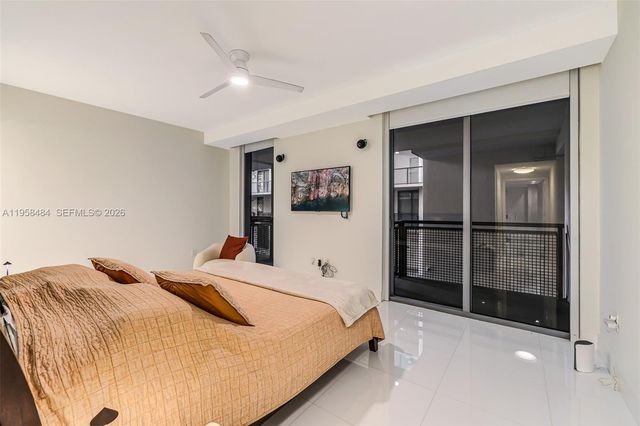 6000 Collins Ave 112, Miami Beach, FL 33140