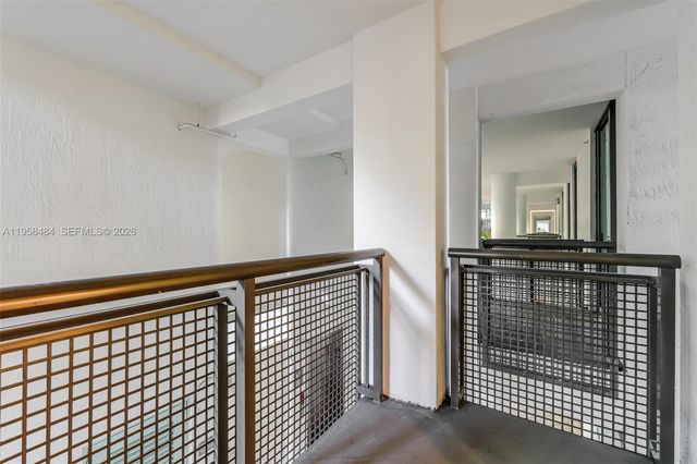 6000 Collins Ave 112, Miami Beach, FL 33140