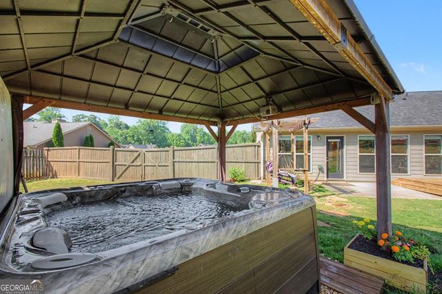 637 High Meadow Drive, Jefferson, GA 30549