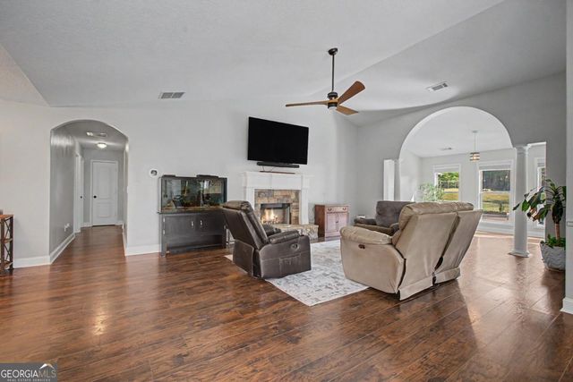 637 High Meadow Drive, Jefferson, GA 30549