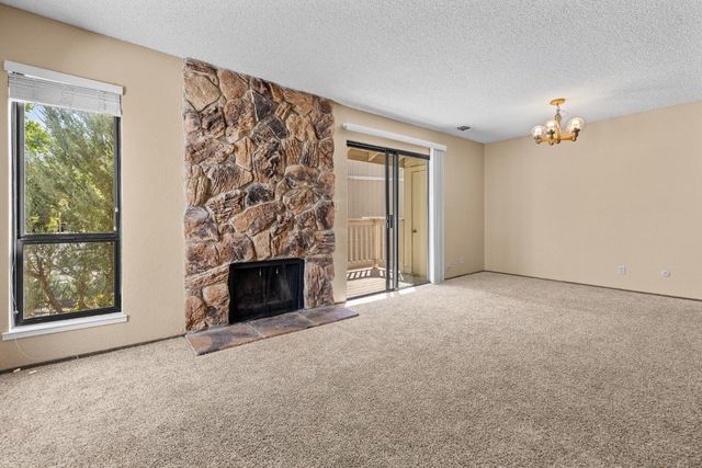 731 Mikkelsen Dr, Auburn, CA 95603