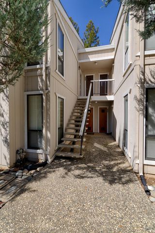 731 Mikkelsen Dr, Auburn, CA 95603