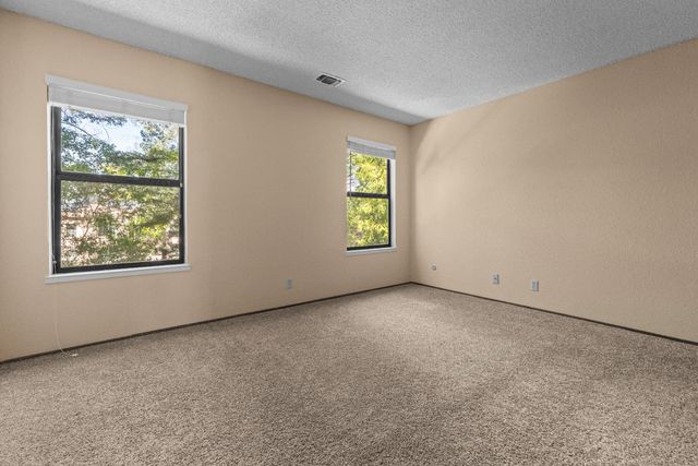 731 Mikkelsen Dr, Auburn, CA 95603