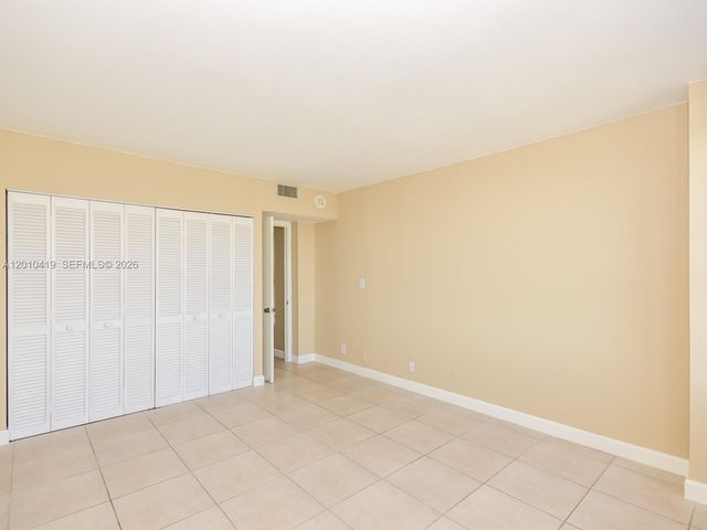 780 NE 69th St 1908, Miami, FL 33138