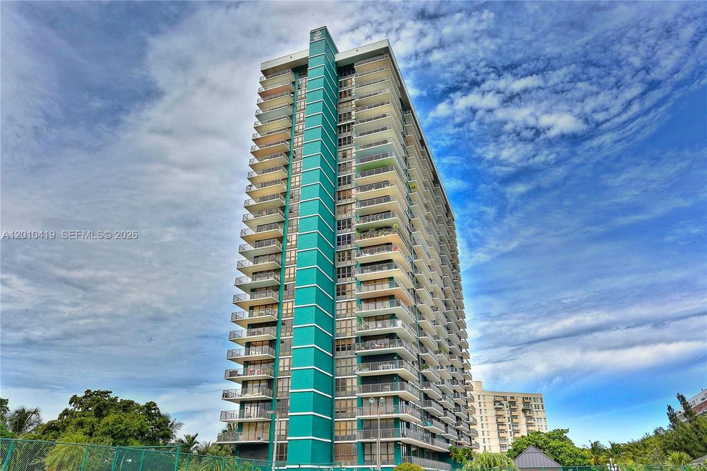 780 NE 69th St 1908, Miami, FL 33138