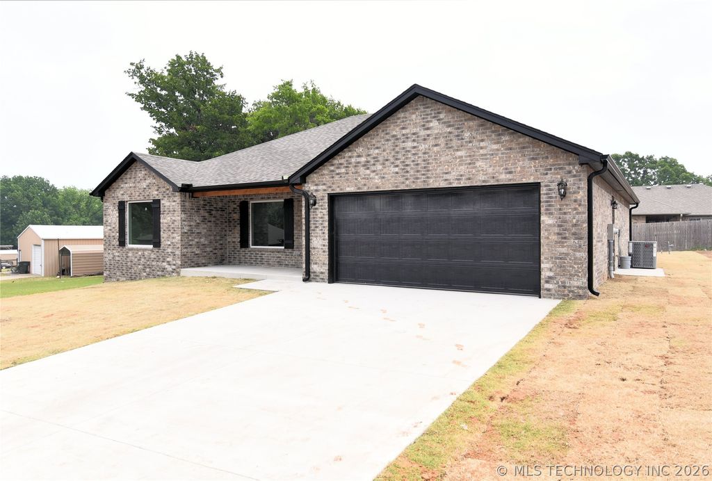 677 Texoma Place, Mannford, OK 74044