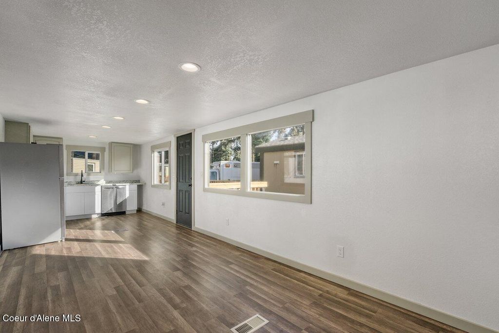 162 W STRATUS LN, Coeur d'Alene, ID 83815 photo 9