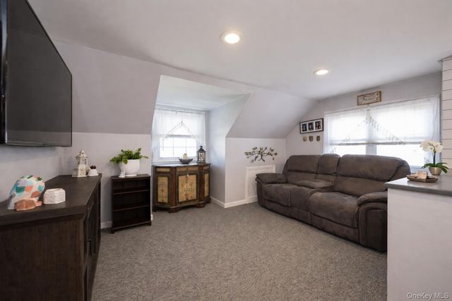 2941 Harvey Avenue, Oceanside, NY 11572