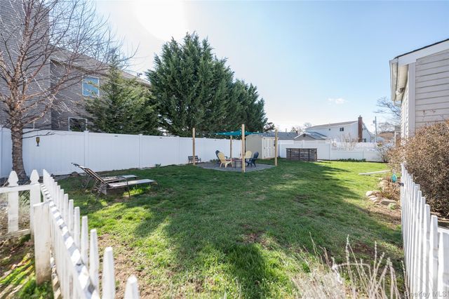 2941 Harvey Avenue, Oceanside, NY 11572
