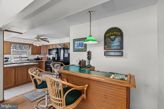 12 MORRIS DRIVE, Sicklerville, NJ 08081