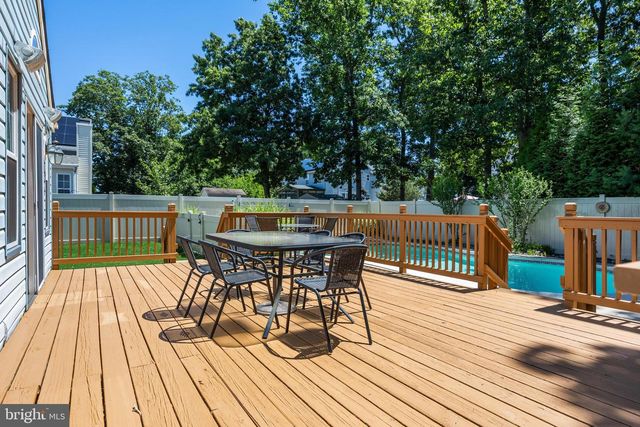 12 MORRIS DRIVE, Sicklerville, NJ 08081