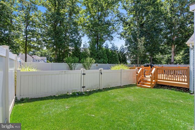 12 MORRIS DRIVE, Sicklerville, NJ 08081