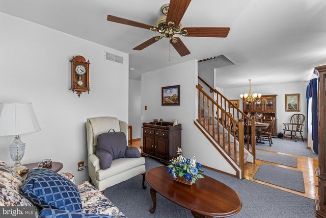 12 MORRIS DRIVE, Sicklerville, NJ 08081