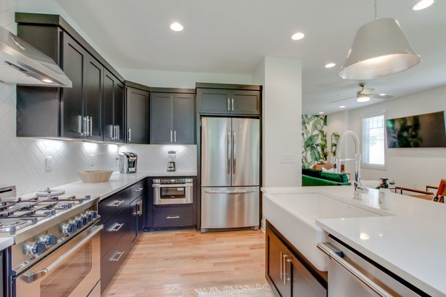 1813 Beech Ave Apt 1, Nashville, TN 37203
