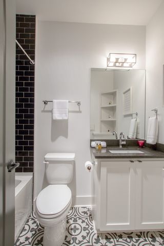 1813 Beech Ave Apt 1, Nashville, TN 37203