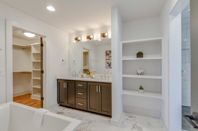 1813 Beech Ave Apt 1, Nashville, TN 37203