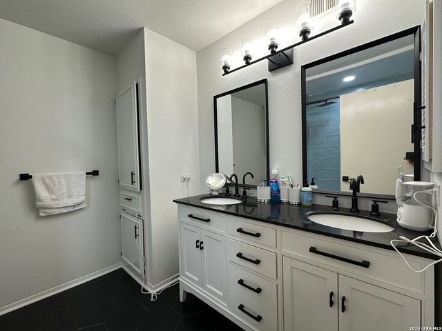 7500 Callaghan Rd Apt 262, San Antonio, TX 78229