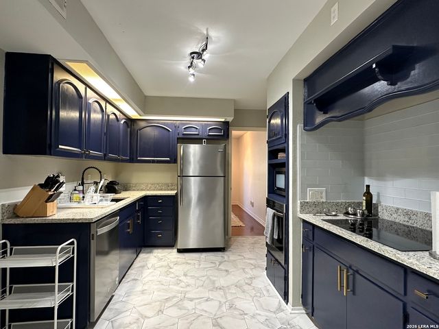 7500 Callaghan Rd Apt 262, San Antonio, TX 78229