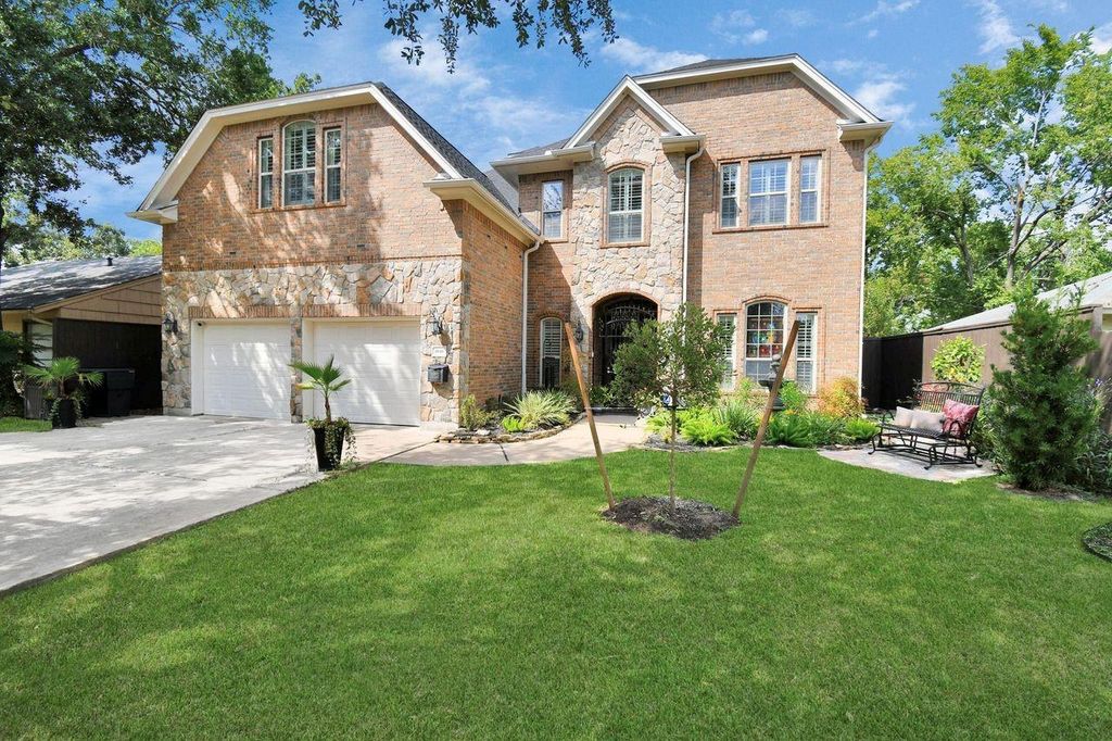 4046 Woodfox Street, Houston, TX 77025
