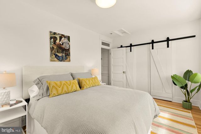 410 DOUGLAS ST NE, Washington, DC 20017