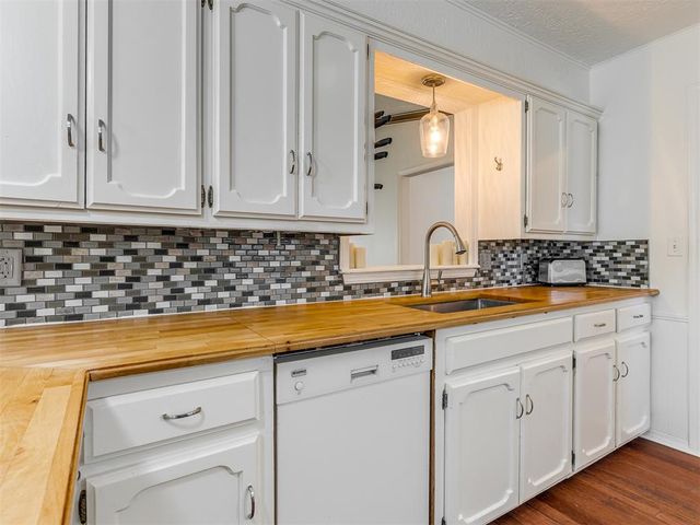2307 Louise Lane, Norman, OK 73071