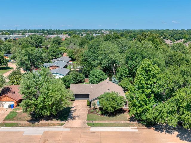 2307 Louise Lane, Norman, OK 73071
